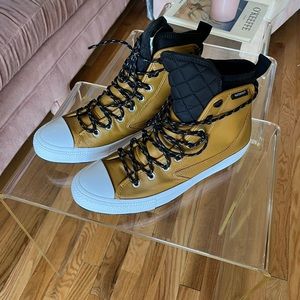 NWT Men’s Converse Rain Shoes